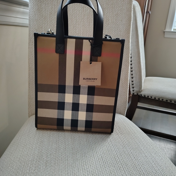 Burberry Checkered Book Tote - FLASH SALE! Approx Measurements 12 H x10 x4 - Picture 2 of 5